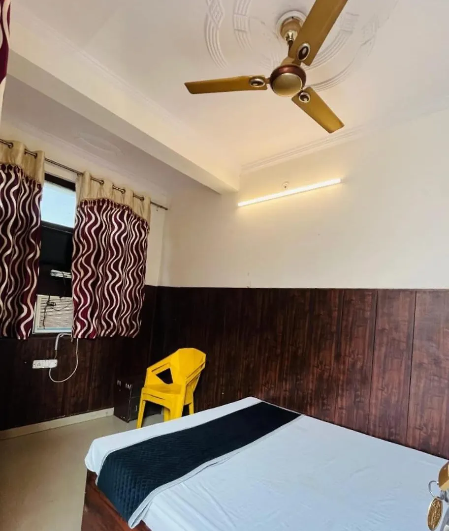 Hotel Agarwal Palace & Restaurant Walkable Distance From Agra Cantt Railway Station